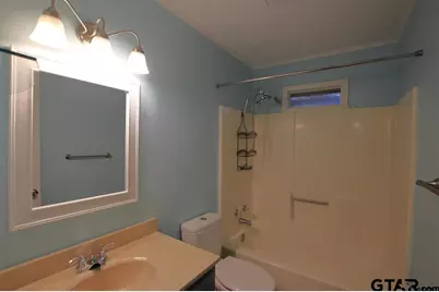 305 Lakeview St, Whitehouse, TX 75791 - Photo 17