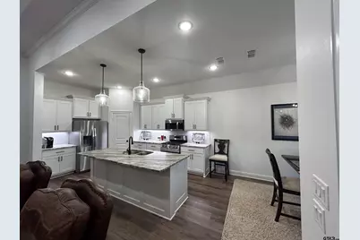 11042 Oak Springs, Tyler, TX 75703 - Photo 7