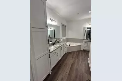 11042 Oak Springs, Tyler, TX 75703 - Photo 15