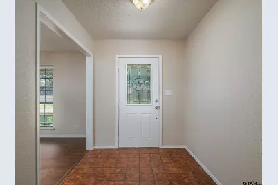 519 Sunnyside Dr, Chandler, TX 75758 - Photo 3