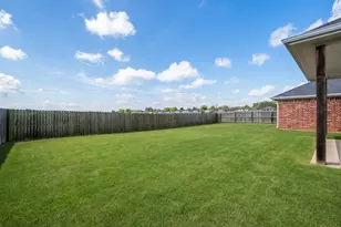 408 Laura Ln, Chandler, TX 75758 - Photo 25