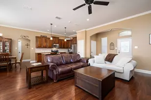 408 Laura Ln, Chandler, TX 75758 - Photo 7