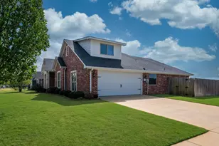 408 Laura Ln, Chandler, TX 75758 - Photo 3