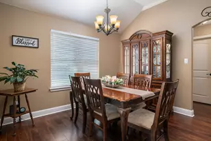 408 Laura Ln, Chandler, TX 75758 - Photo 11