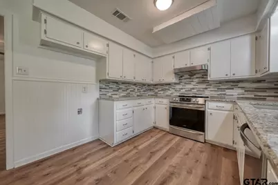210 Canyon Dr, Hideaway, TX 75771 - Photo 9