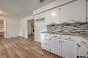 210 Canyon Dr, Hideaway, TX 75771 - Photo 13