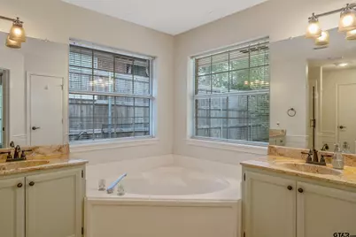 11951 Acadia Drive, Tyler, TX 75703 - Photo 17