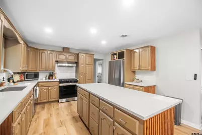 1002 W Reagan St, Palestine, TX 75801 - Photo 7