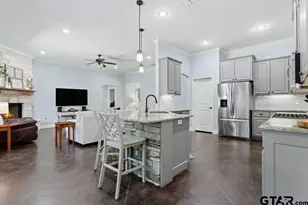 14420 Cedarwood Cir, Tyler, TX 75703 - Photo 7