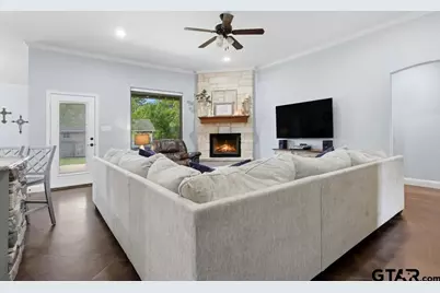 14420 Cedarwood Circle, Tyler, TX 75703 - Photo 13