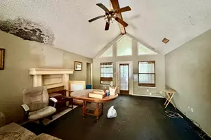 326 Blue Water Ln, Holly Lake Ranch, TX 75765 - Photo 5