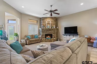 918 Millstone Ln, Chandler, TX 75758 - Photo 3