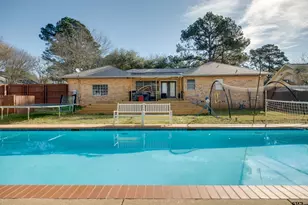 2213 Melissa Dr, Palestine, TX 75803 - Photo 37