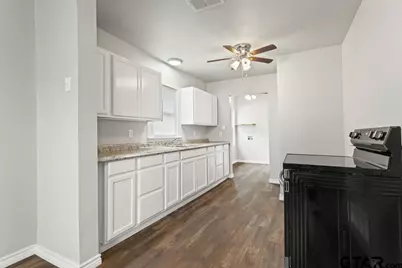 407 W Carnegie, Winnsboro, TX 75494 - Photo 5