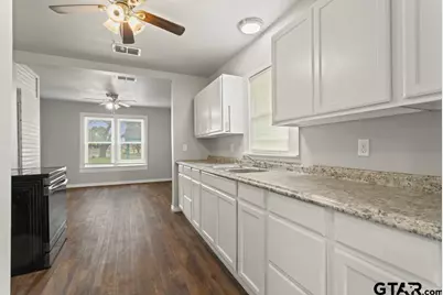 407 W Carnegie, Winnsboro, TX 75494 - Photo 23