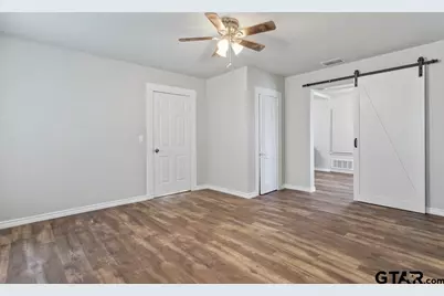 407 W Carnegie, Winnsboro, TX 75494 - Photo 15