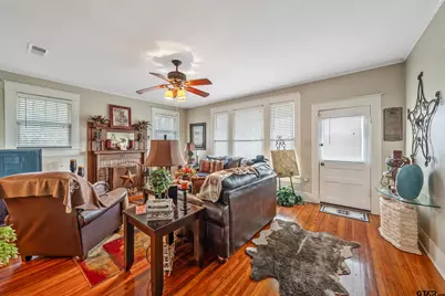 637 S Bois D Arc, Tyler, TX 75701 - Photo 9