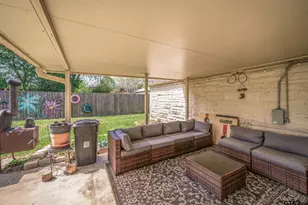 524 Florey, Kilgore, TX 75662 - Photo 33