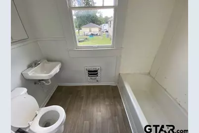 306 S Fenton Ave, Tyler, TX 75702 - Photo 7