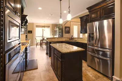 8529 Castleton Way, Tyler, TX 75703 - Photo 9