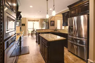 8529 Castleton Way, Tyler, TX 75703 - Photo 9