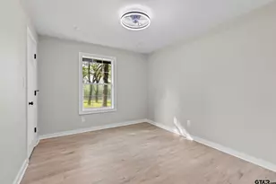 22254 County Rd 4142, Lindale, TX 75771 - Photo 11