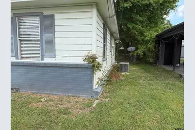 2318 Plume Drive, Tyler, TX 75703 - Photo 9