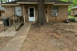 1001 W Queen St, Tyler, TX 75702 - Photo 3