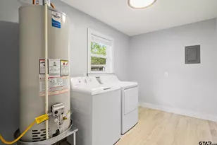 802 Quitman, Pittsburg, TX 75686 - Photo 11