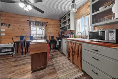 22168 Sportsman's Dr, Chandler, TX 75758 - Photo 7