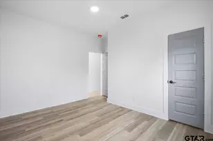 228 S Fenton Ave, Tyler, TX 75702 - Photo 35