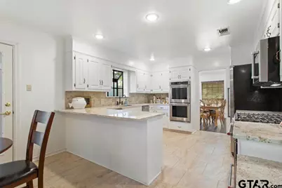 5701 Regents Row, Tyler, TX 75703 - Photo 11