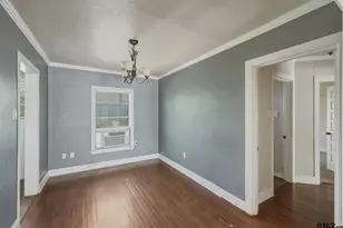 713 Highland Dr, Palestine, TX 75801 - Photo 7