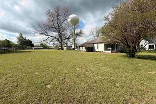 609 Walnut St, Mineola, TX 75773 - Photo 23