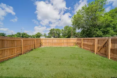 105 Francis St, Hawkins, TX 75765 - Photo 11
