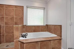 710 Willowood St, Longview, TX 75604 - Photo 19