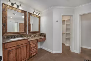 710 Willowood St, Longview, TX 75604 - Photo 17