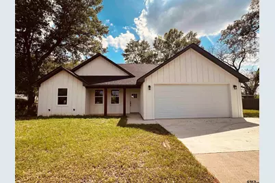 1002 E Main St, Whitehouse, TX 75791 - Photo 1