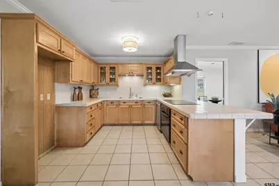 1609 Montrose, Tyler, TX 75701 - Photo 3