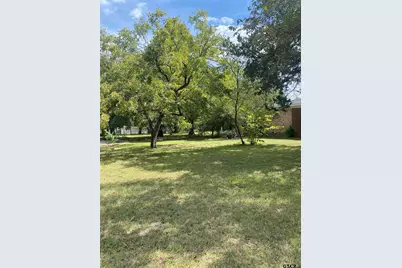 606 S Boyd St, Lindale, TX 75771 - Photo 19