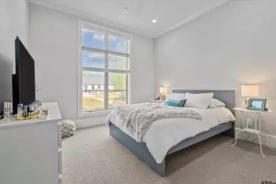 2523 Oak Alley, Tyler, TX 75703 - Photo 23