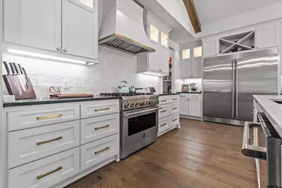 2523 Oak Alley, Tyler, TX 75703 - Photo 11