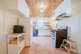 2000 Broadway Blvd, Kilgore, TX 75662 - Photo 9