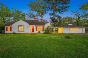 2000 Broadway Blvd, Kilgore, TX 75662 - Photo 1