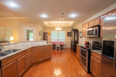 421 W Cumberland Rd #1401, Tyler, TX 75703 - Photo 9