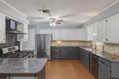 3122 Faith Ln, Tyler, TX 75701 - Photo 9