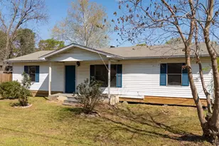 301 Walnut, Chandler, TX 75758 - Photo 1