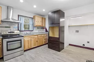 338 Co Rd 3010, Mt Pleasant, TX 75455 - Photo 11