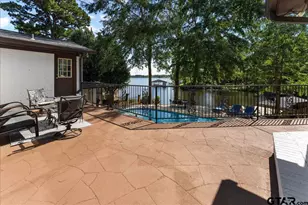 2002 W Lake Dr, Gladewater, TX 75647 - Photo 11