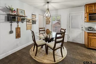 2002 W Lake Dr, Gladewater, TX 75647 - Photo 31